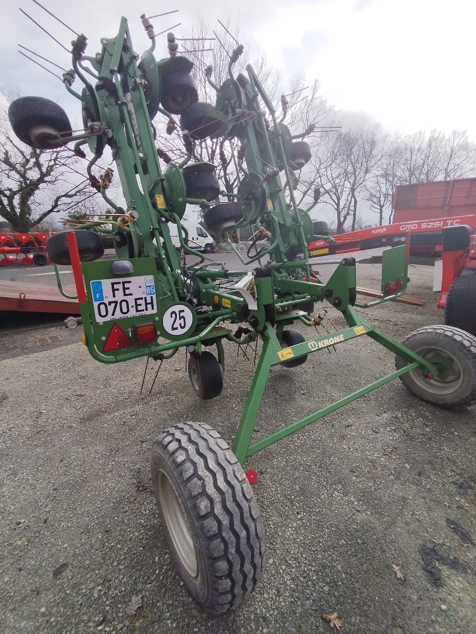 Faneuse KRONE KWT 10.02/10 - photo slide 5