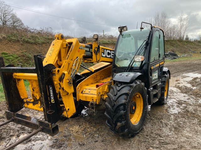Telescopique JCB 532-60 AGRI DTVT - photo slide 6