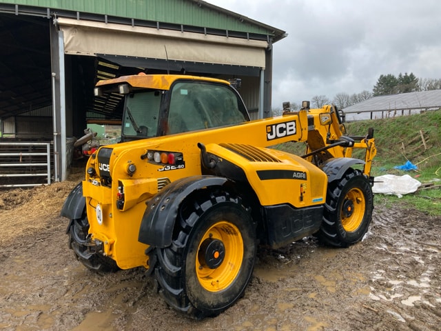 Telescopique JCB 532-60 AGRI DTVT - photo slide 9