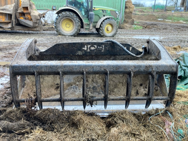 Telescopique JCB 532-60 AGRI DTVT - photo slide 12