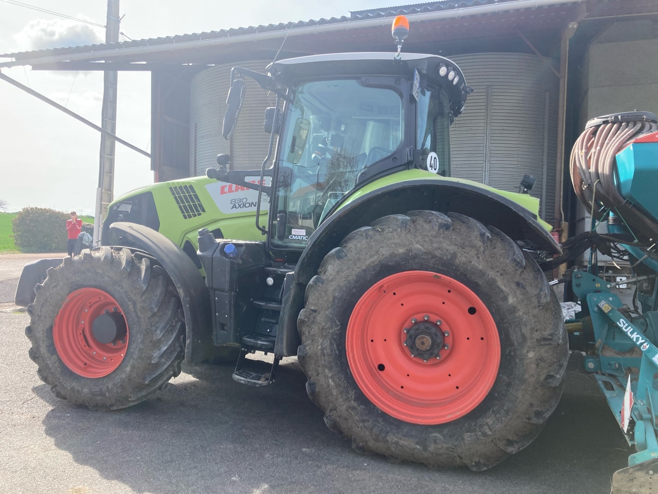 Tracteur CLAAS AXION 830 CMATIC - photo slide 4
