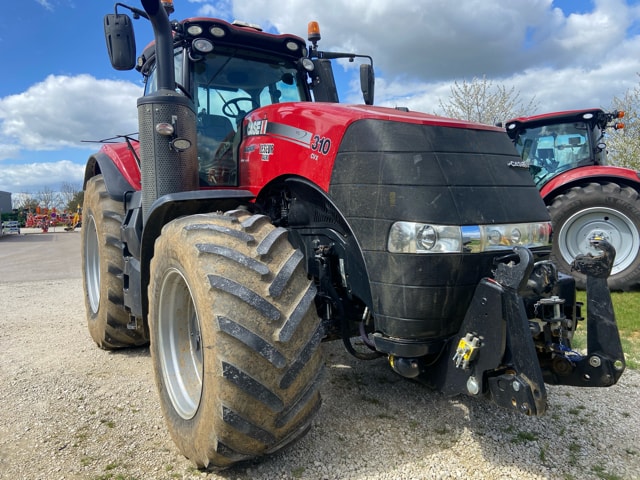 Tracteur CASE IH Magnum 310 cvx - photo slide 1