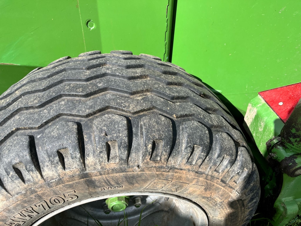 Faucheuse conditionneuse KRONE EASYCUT 3201 CV  - photo slide 5