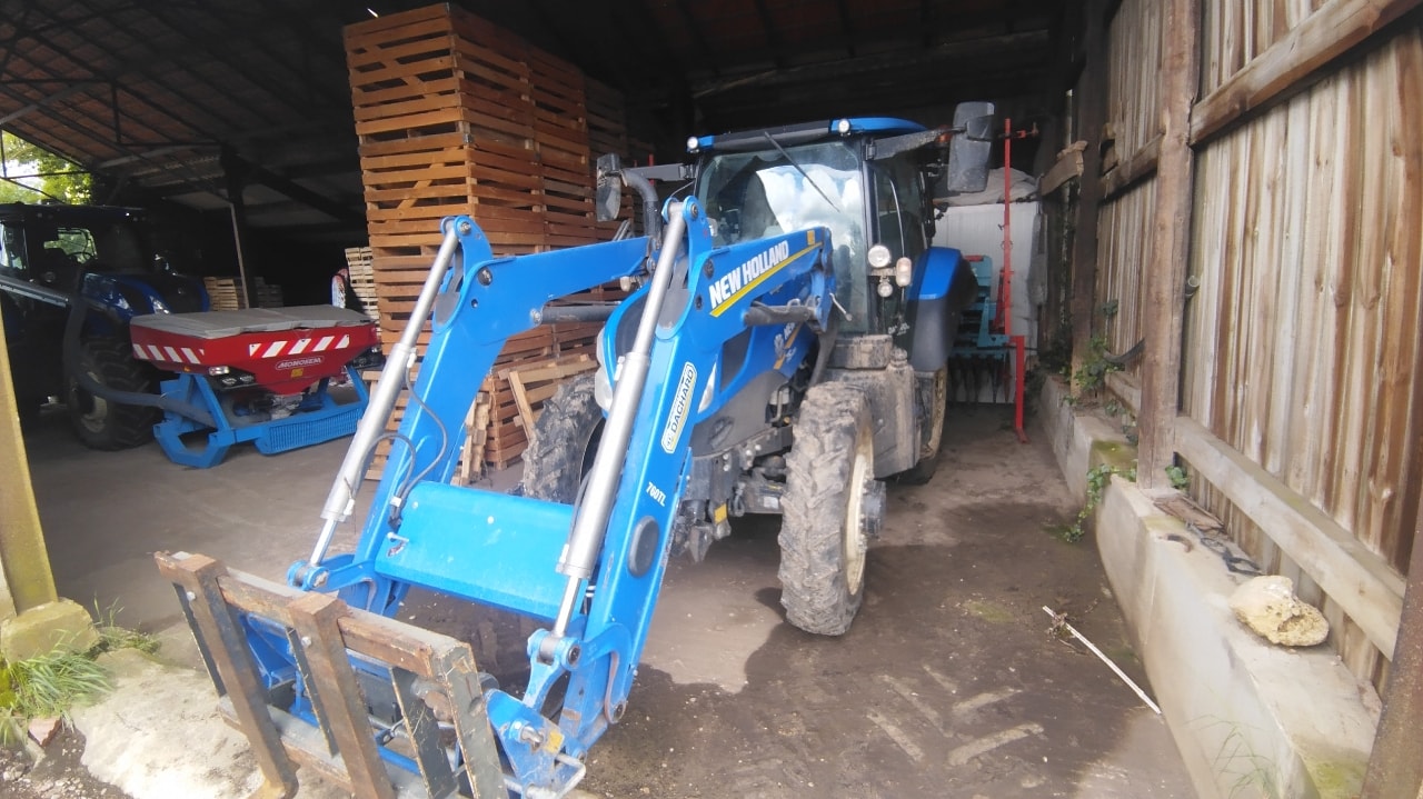 Tracteur NEW HOLLAND T5.120 AC - photo slide 2