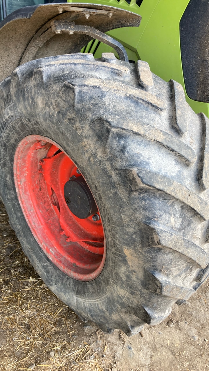 Tracteur CLAAS ARION 610 CIS+ - photo slide 7