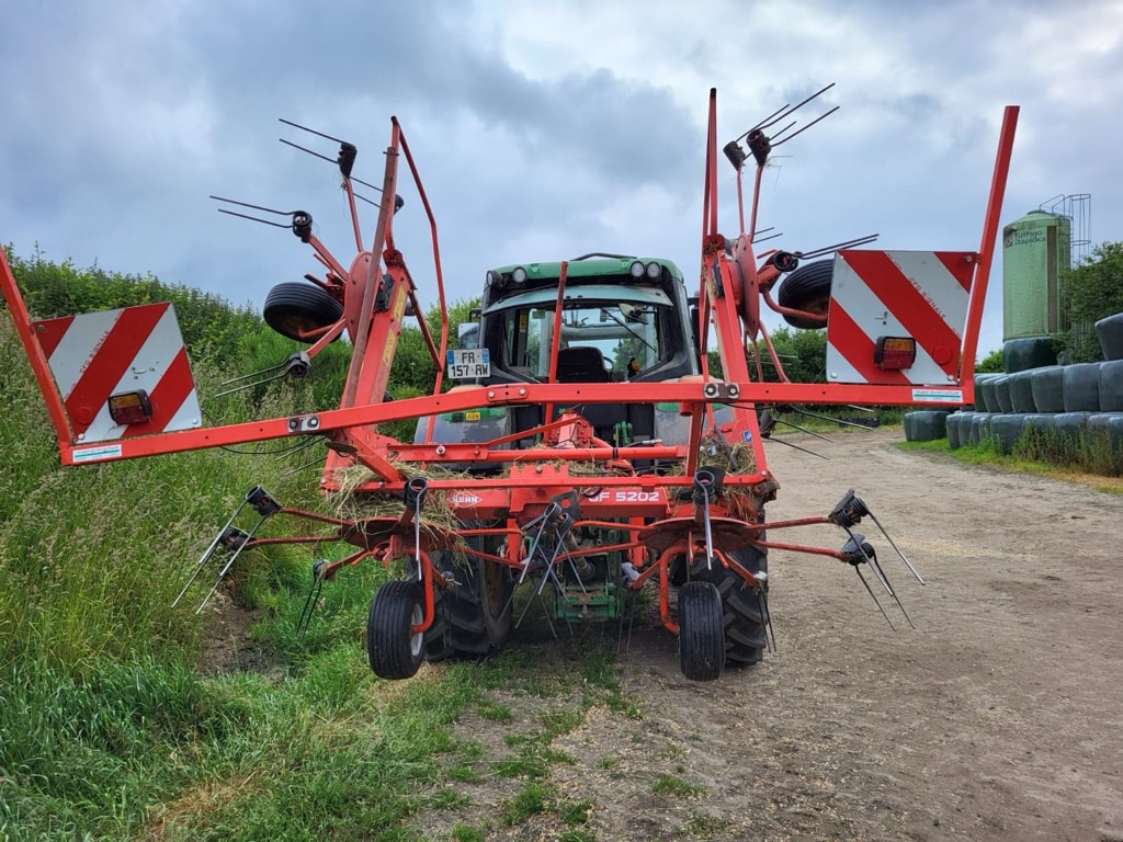 Faneuse KUHN GF 5202 - photo slide 2