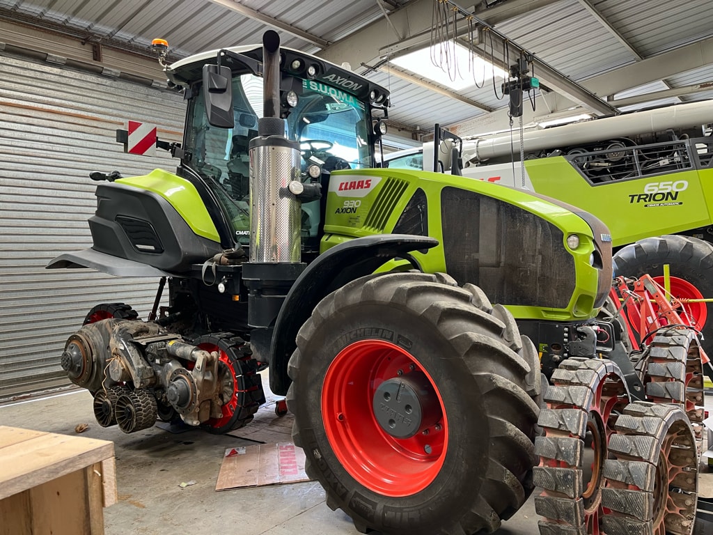 Tracteur CLAAS AXION 930 CEBIS Terra trac 735 mm - photo slide 2