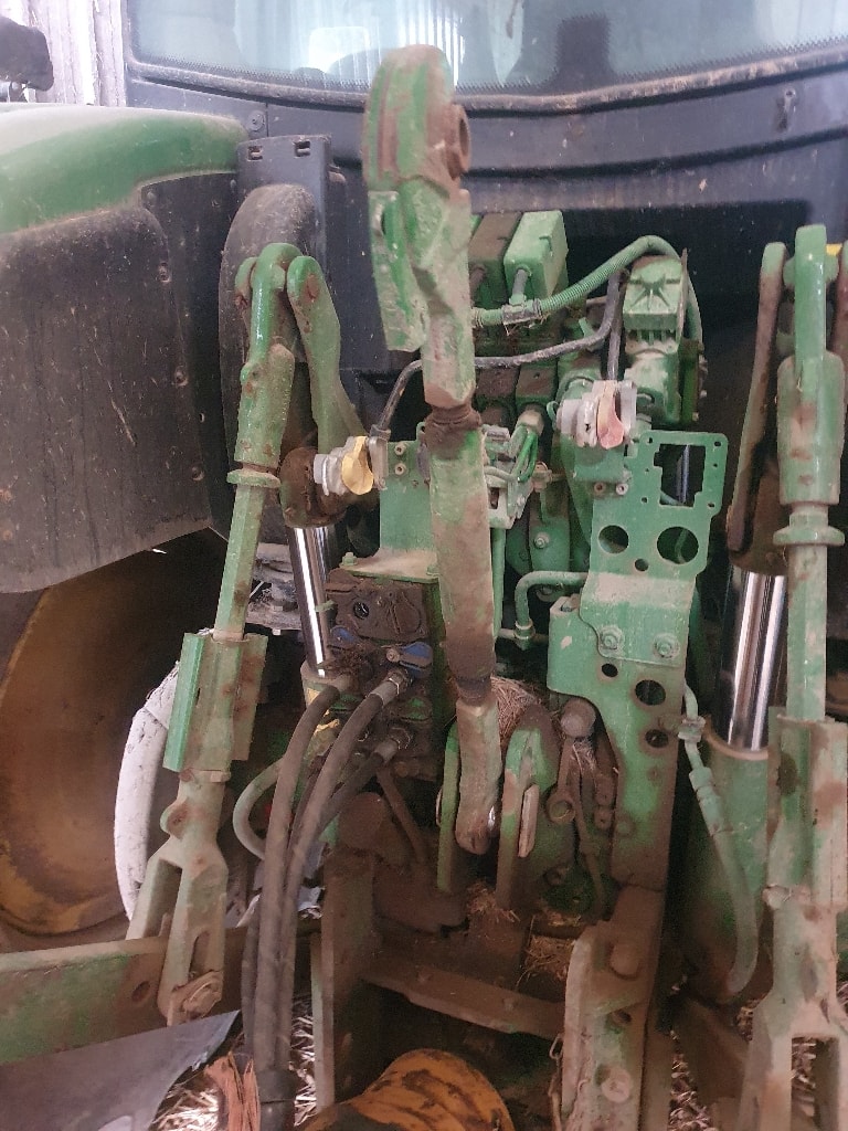 Tracteur chargeur JOHN DEERE 6130R - photo slide 13