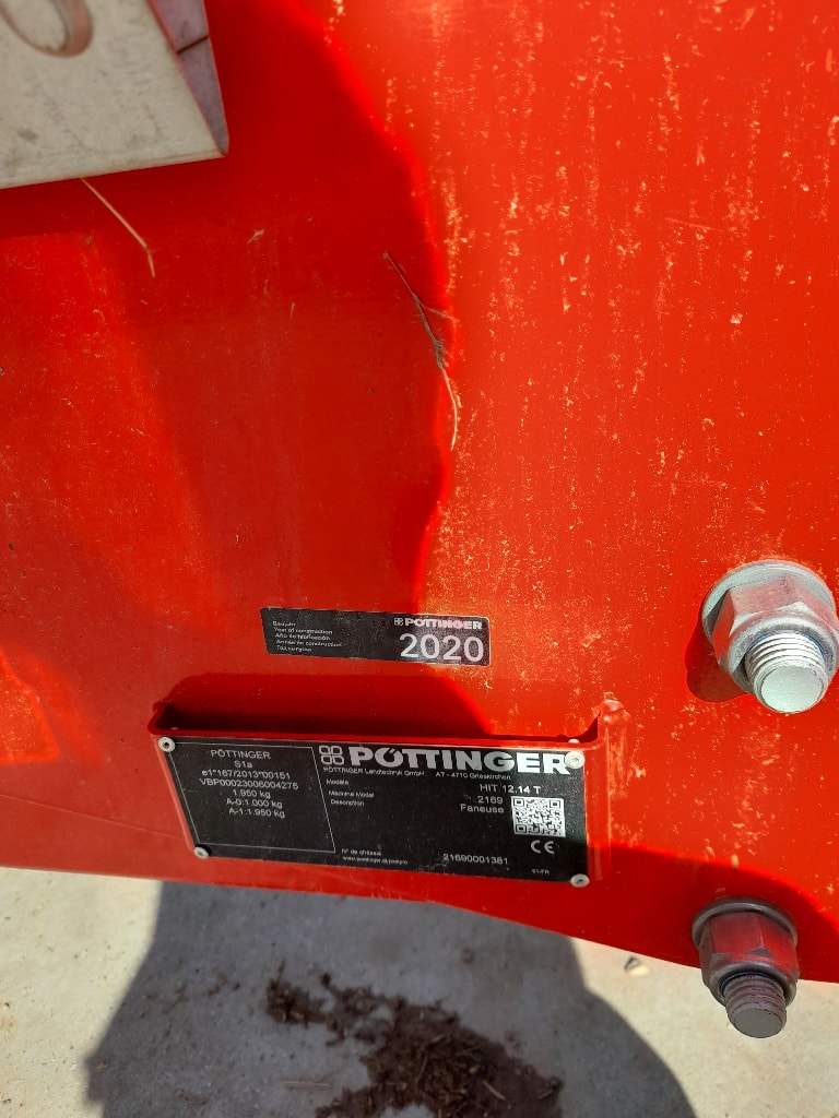 Faneuse POTTINGER Hit 12 14 - photo slide 11