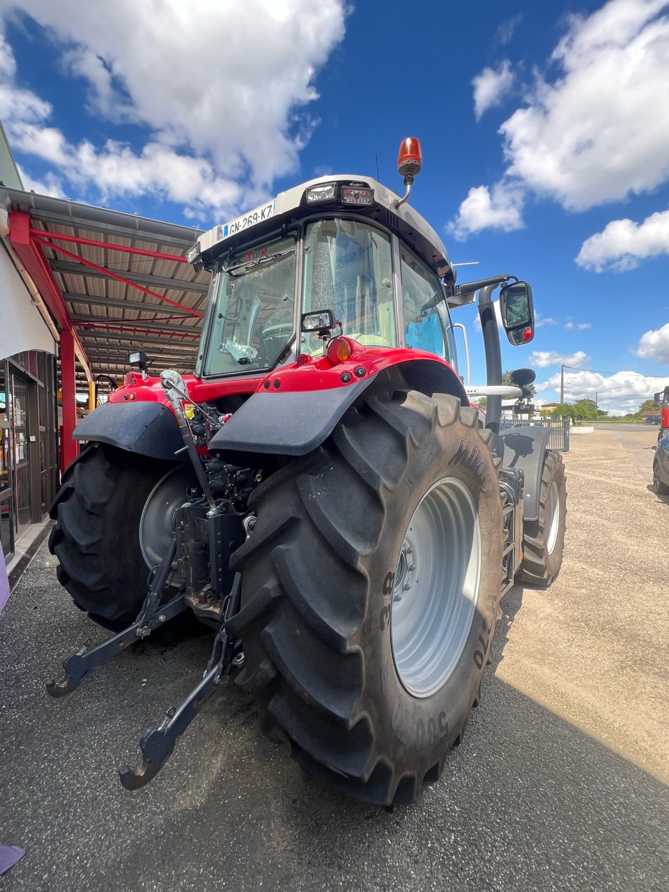 Tracteur MASSEY FERGUSON 7S 155 Dyna 6  - photo slide 2