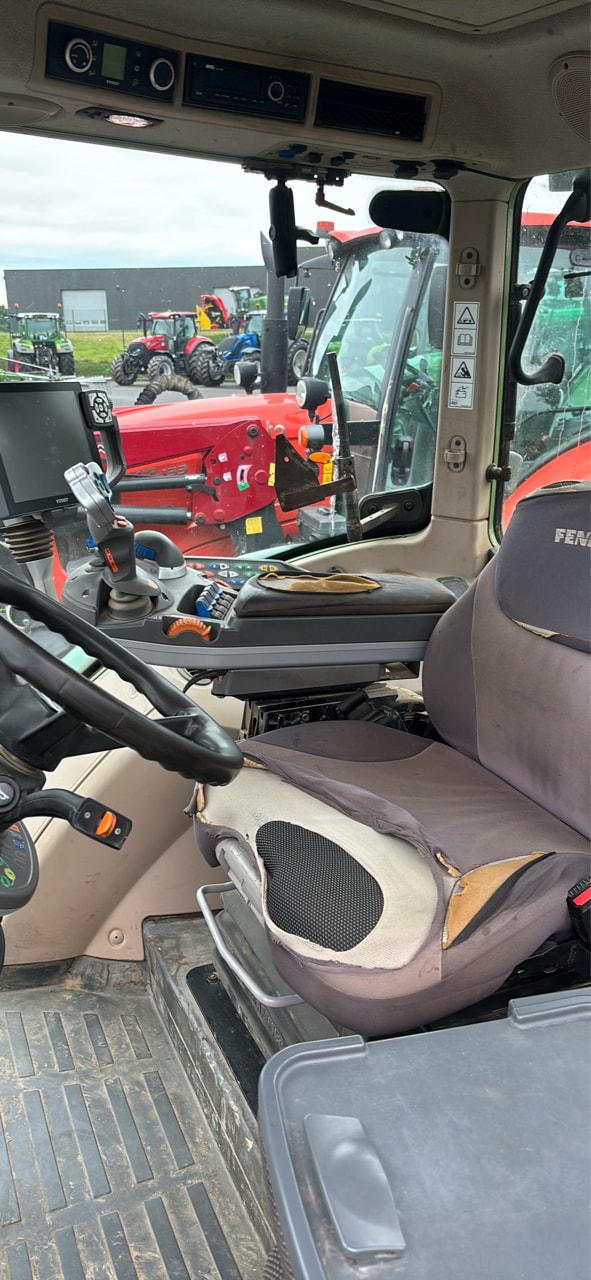 Tracteur FENDT 716 VARIO PROFI + - photo slide 10