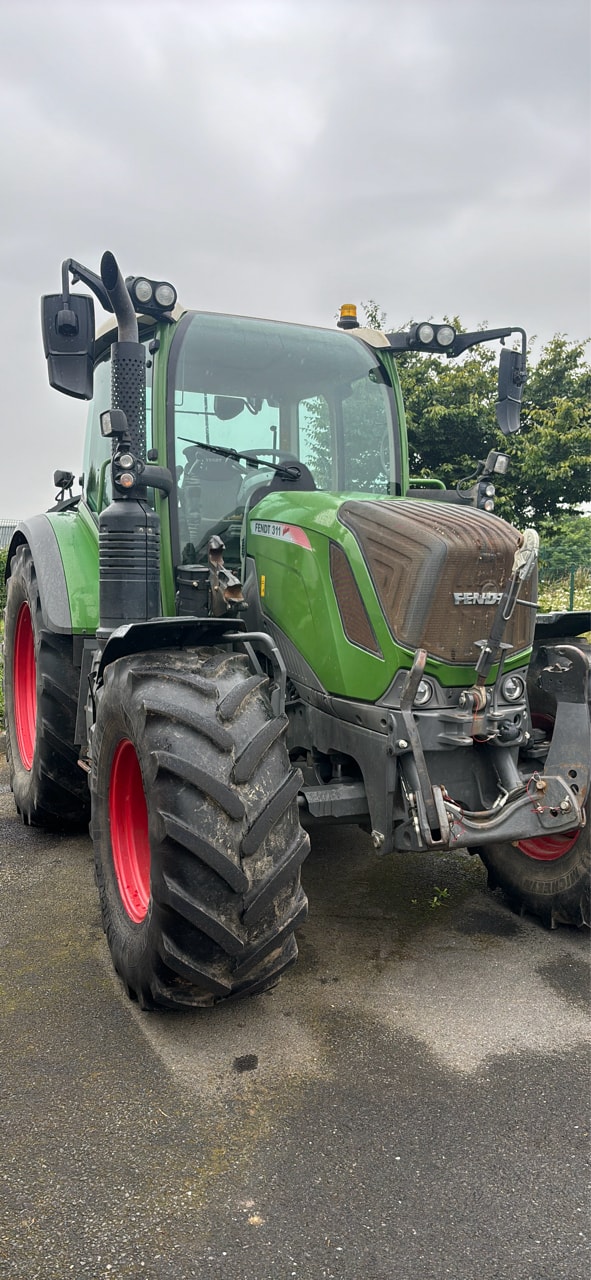 Tracteur FENDT 311 VARIO 4.4L - photo slide 1
