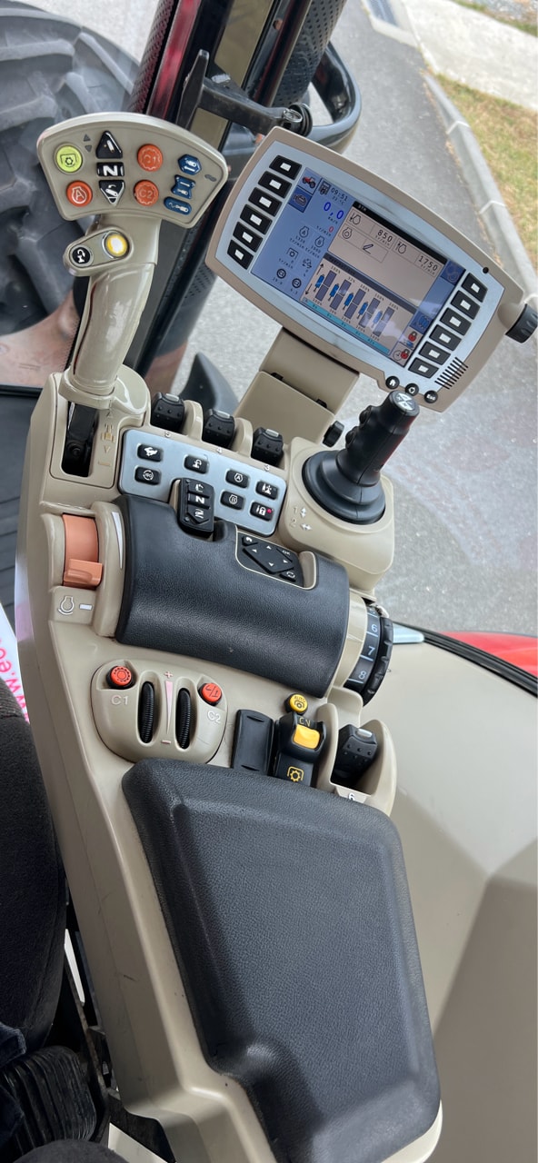 Tracteur MASSEY FERGUSON 8730 DYNA-VT EXCLUSIVE - photo slide 8