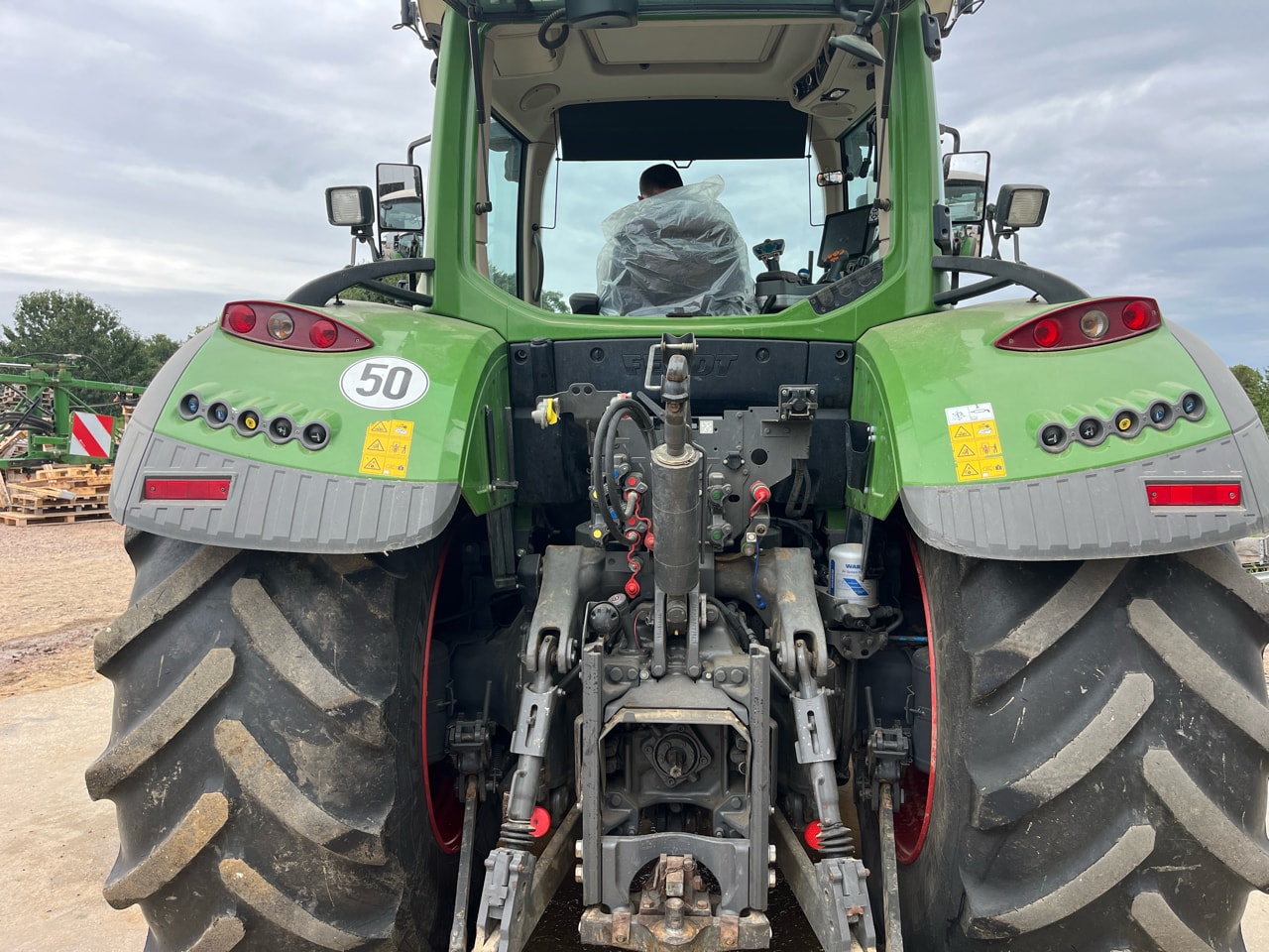 Tracteur FENDT 720 VARIO PROFI + - photo slide 5