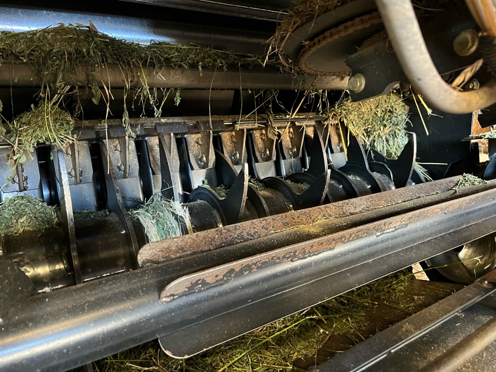 Presse balles rondes NEW HOLLAND Roll belt 150 - photo slide 7