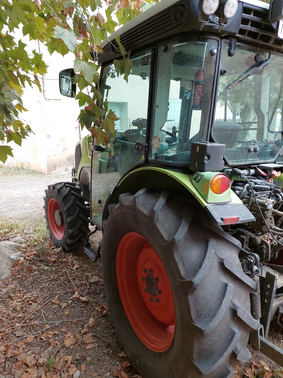 Tracteur CLAAS 240 F - photo slide 5