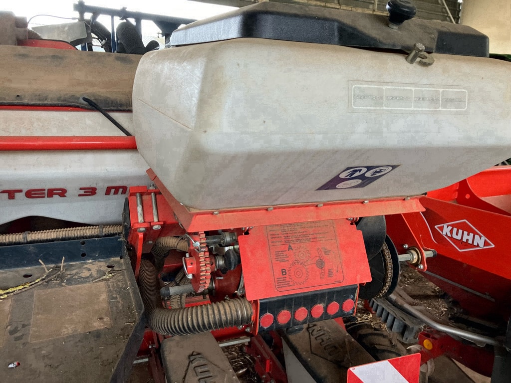 Semoir monograine KUHN Planter 3 M - photo slide 20