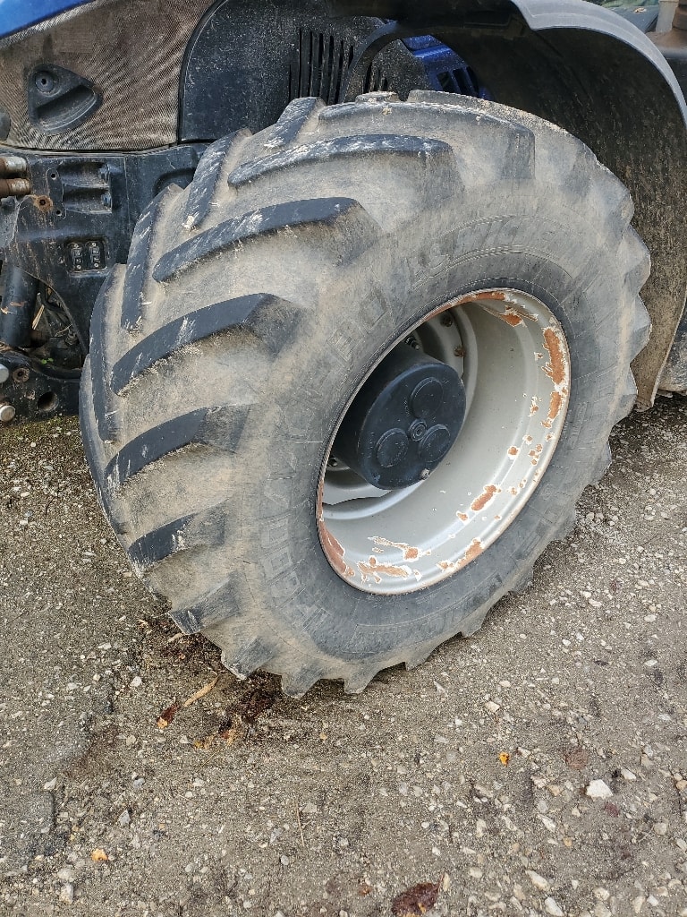 Tracteur NEW HOLLAND T7 315 - photo slide 6