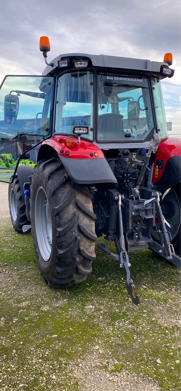 Tracteur MASSEY FERGUSON 5S.115 Dyna 4 - photo slide 3