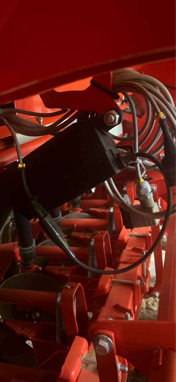 Combine de Semis KUHN Hr 304 - photo slide 30