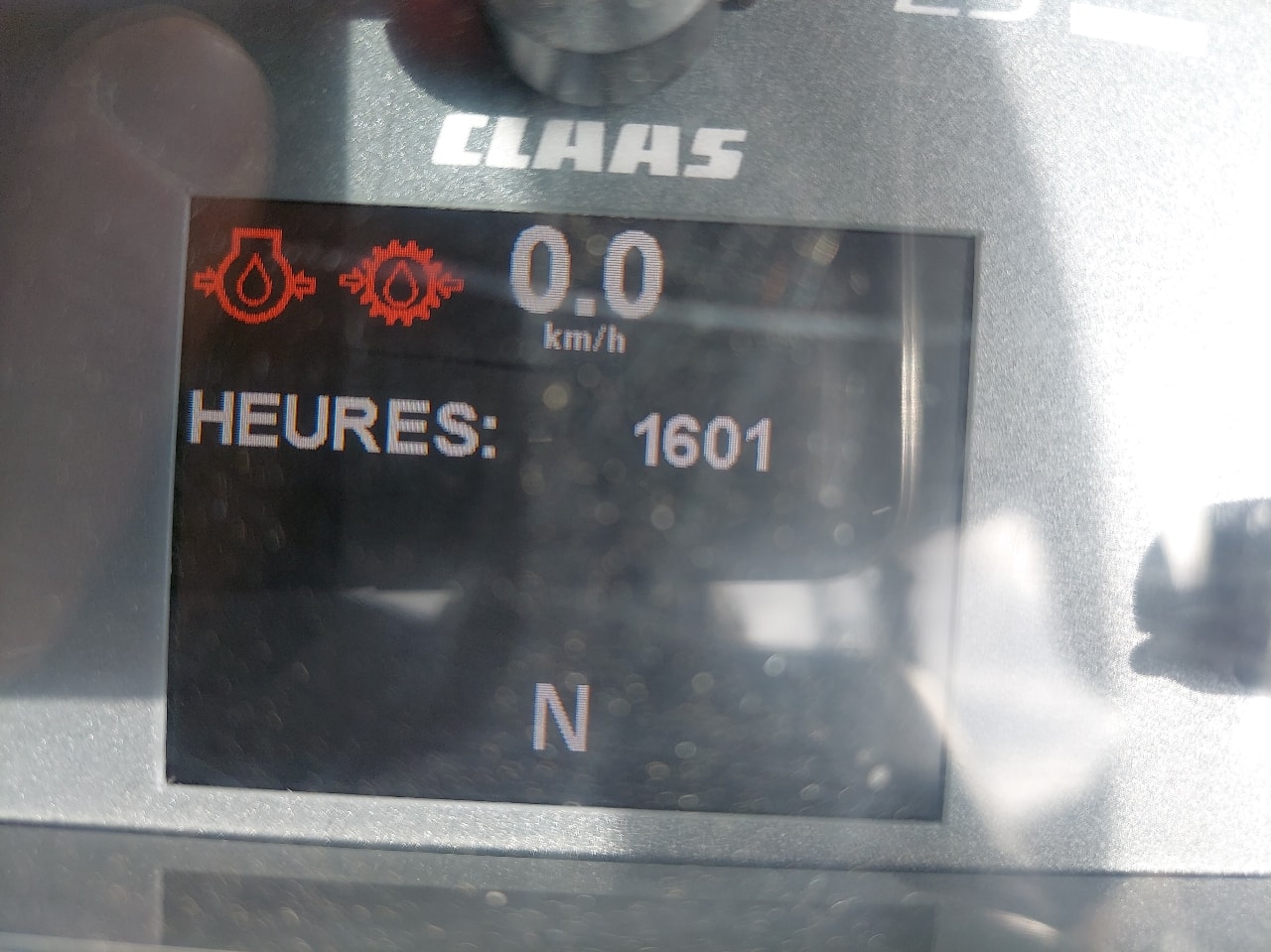 Tracteur CLAAS 240f - photo slide 7