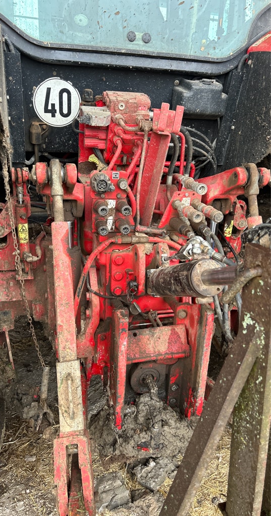 Tracteur MC CORMICK MTX 165 - photo slide 5