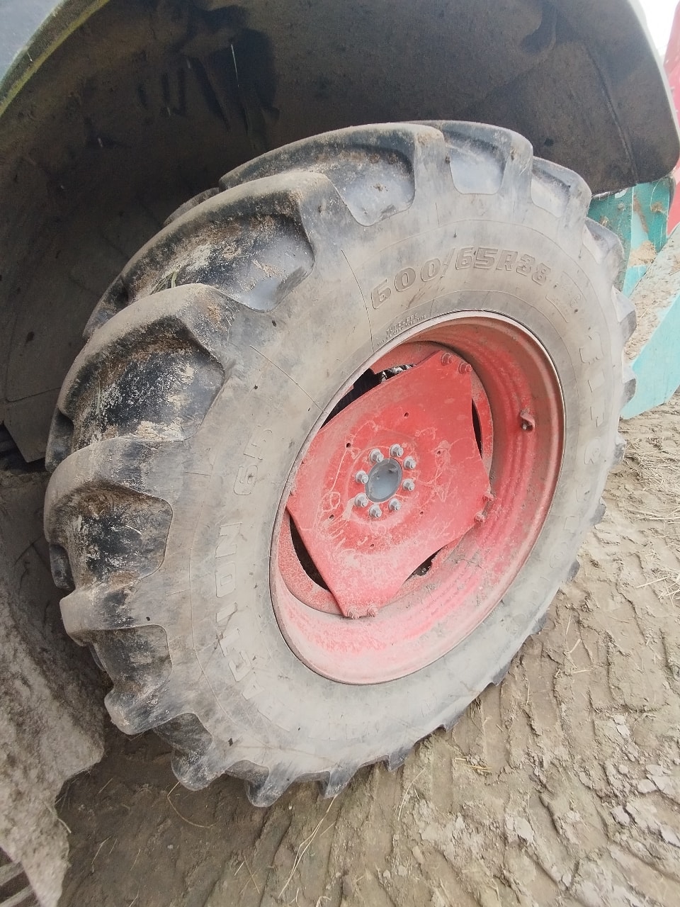 Tracteur chargeur CLAAS Arion 510 - photo slide 12