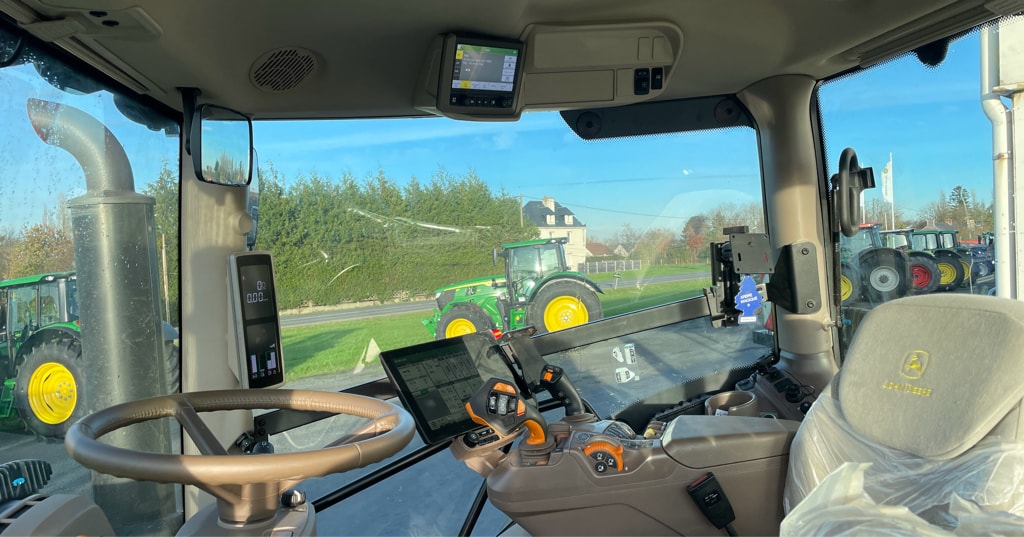 Tracteur JOHN DEERE 6R 185 - photo slide 13