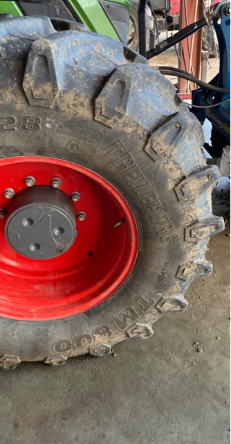 Tracteur FENDT 724 power plus - photo slide 6