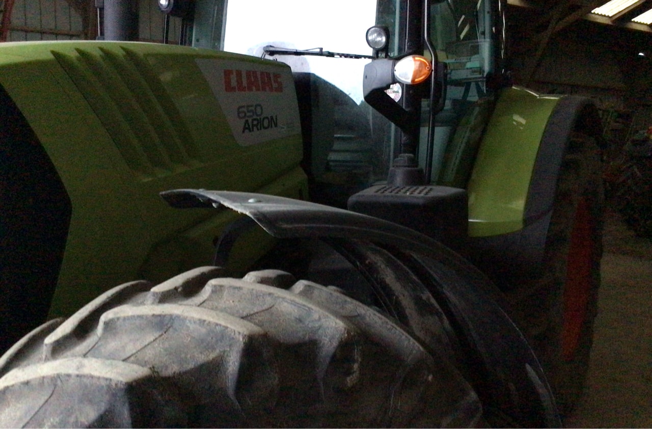 Tracteur CLAAS ARION 650 - photo slide 11