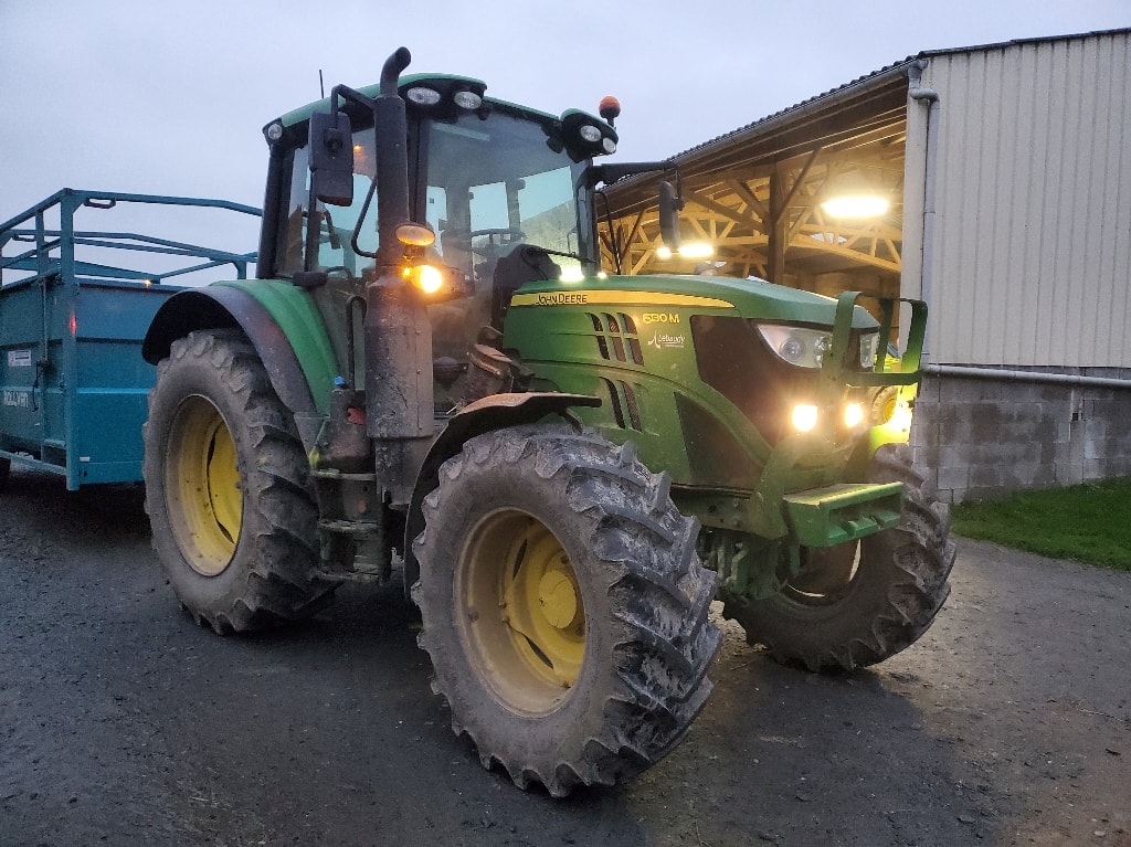 Tracteur chargeur JOHN DEERE 6130M - photo slide 10