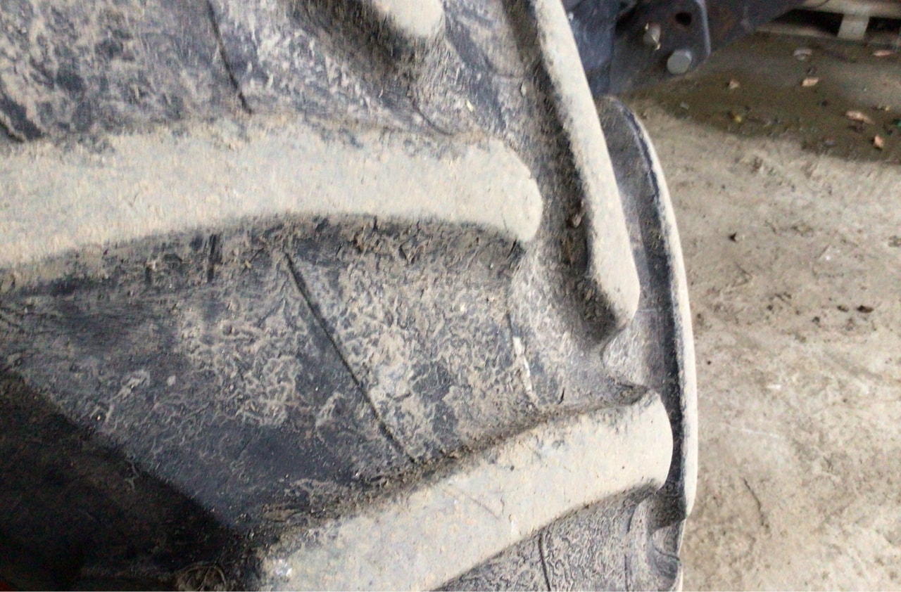 Tracteur CLAAS ARION 650 - photo slide 7