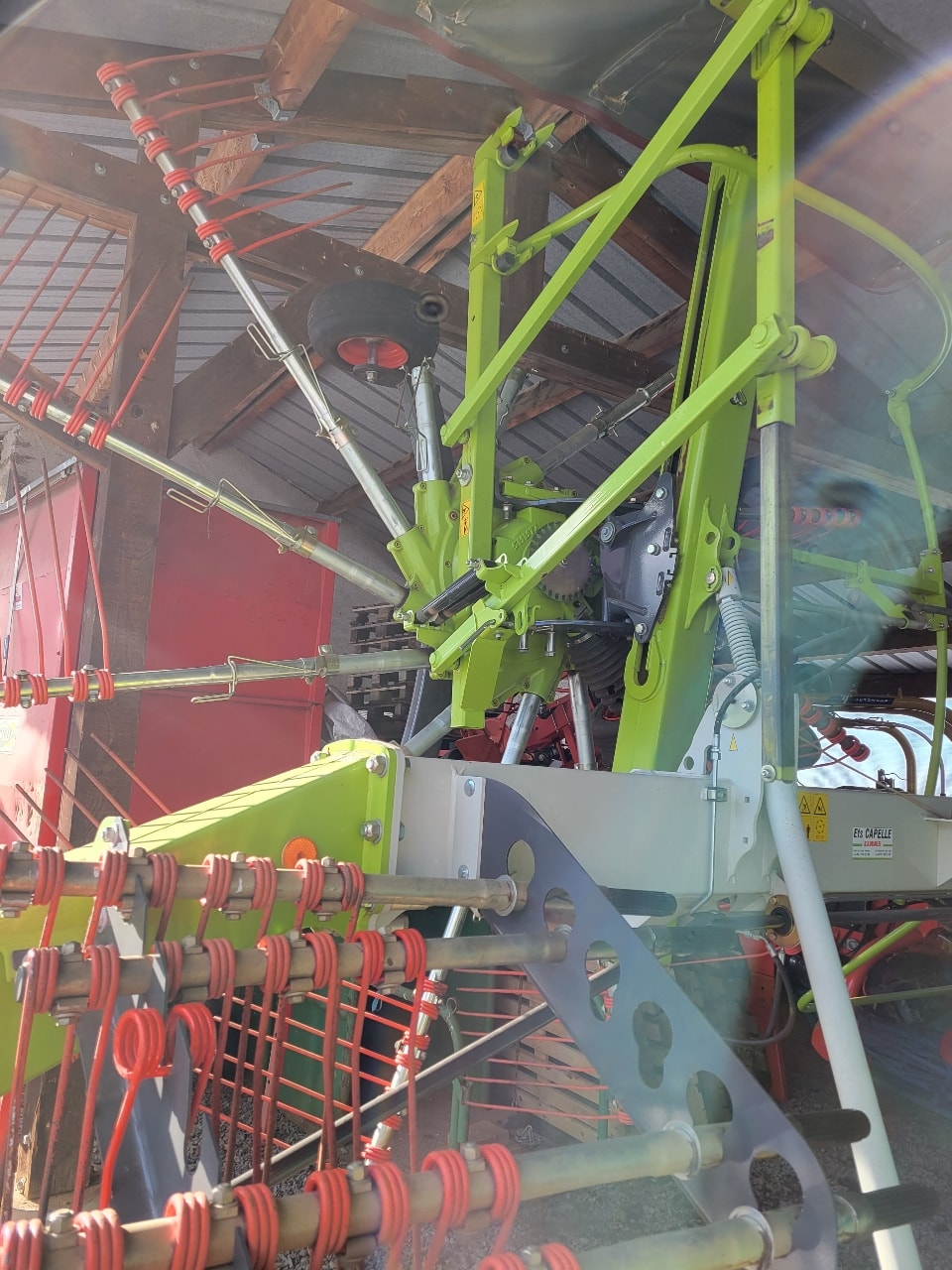 Andaineur CLAAS LINER 1650 TWIN - photo slide 6