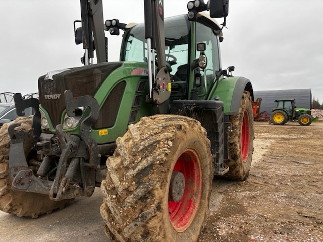 Tracteur FENDT 714 VARIO PROFI - photo slide 2