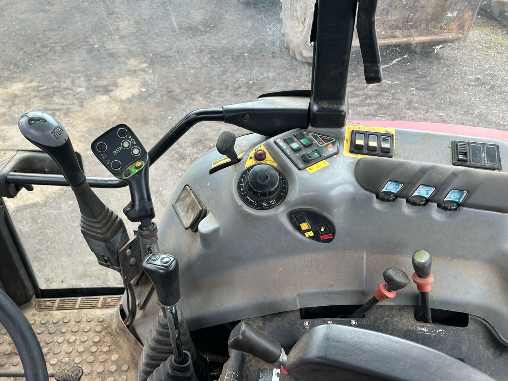 Tracteur chargeur CASE IH CS 94 - photo slide 10