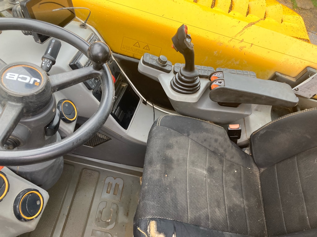 Telescopique JCB 538-60 AgriSuper - photo slide 7