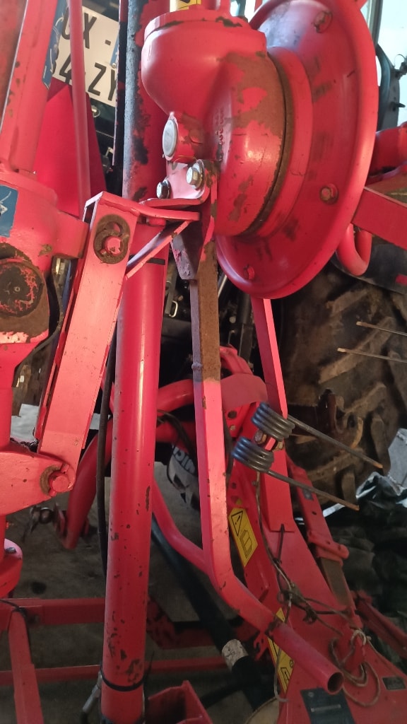 Faneuse KUHN Gf 7601 - photo slide 8