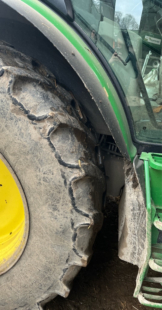 Tracteur chargeur JOHN DEERE 6130R - photo slide 7