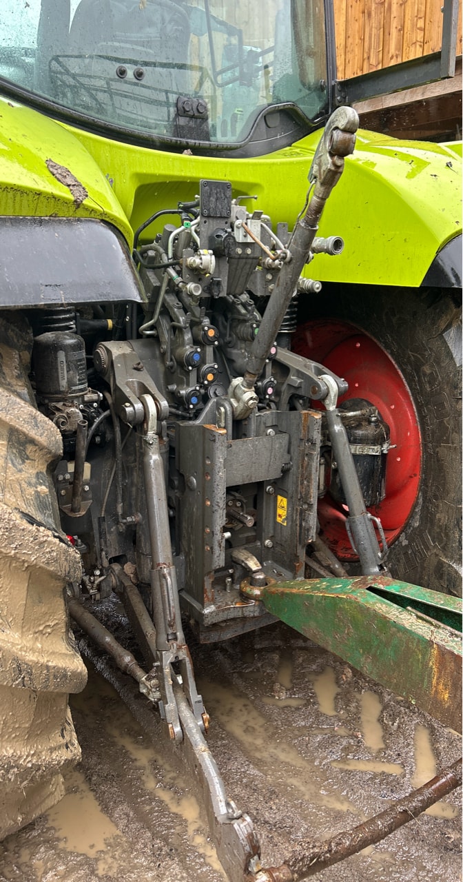 Tracteur CLAAS ARION 630 - photo slide 8