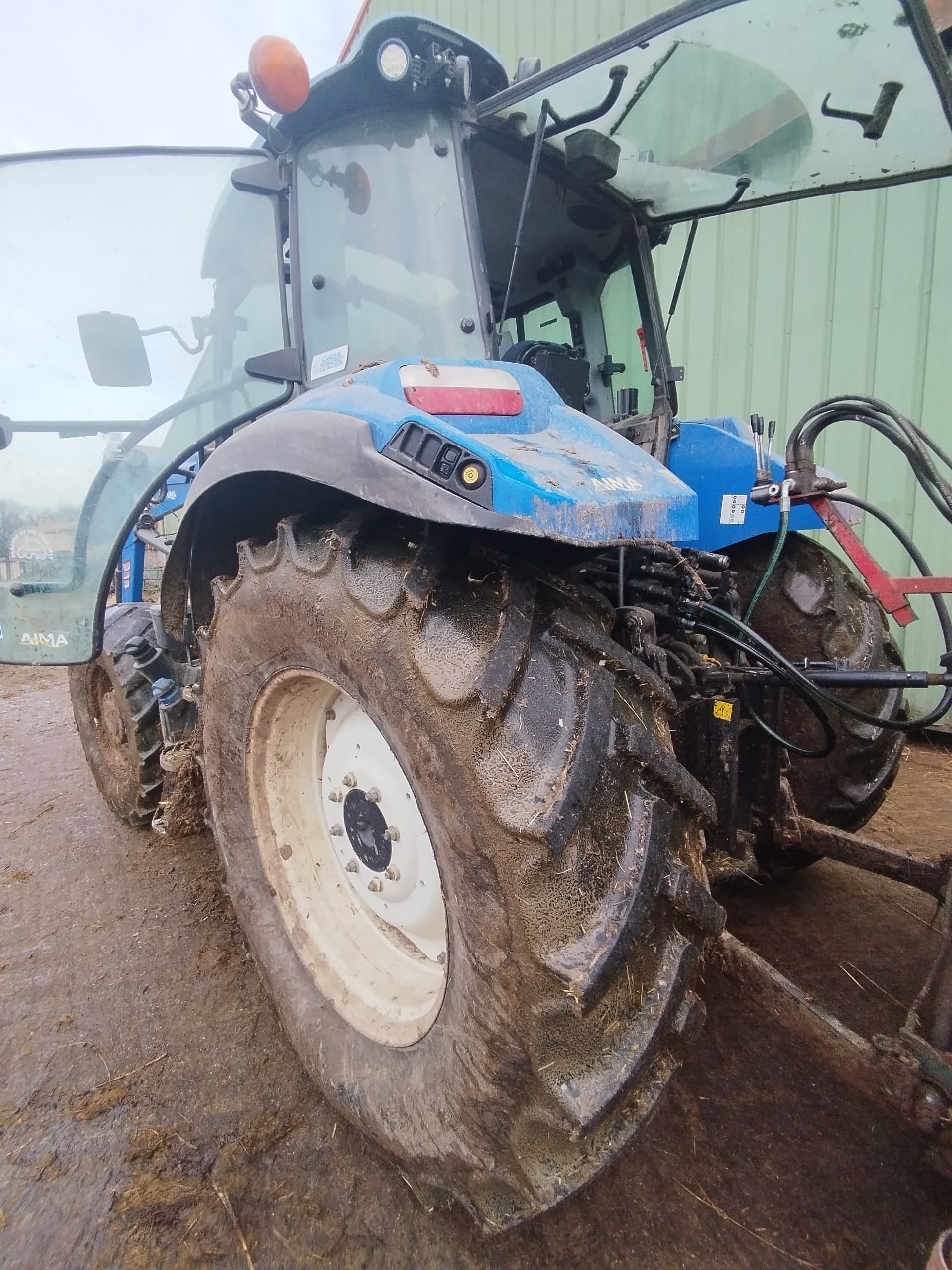 Tracteur chargeur NEW HOLLAND T5.100 EC - photo slide 7