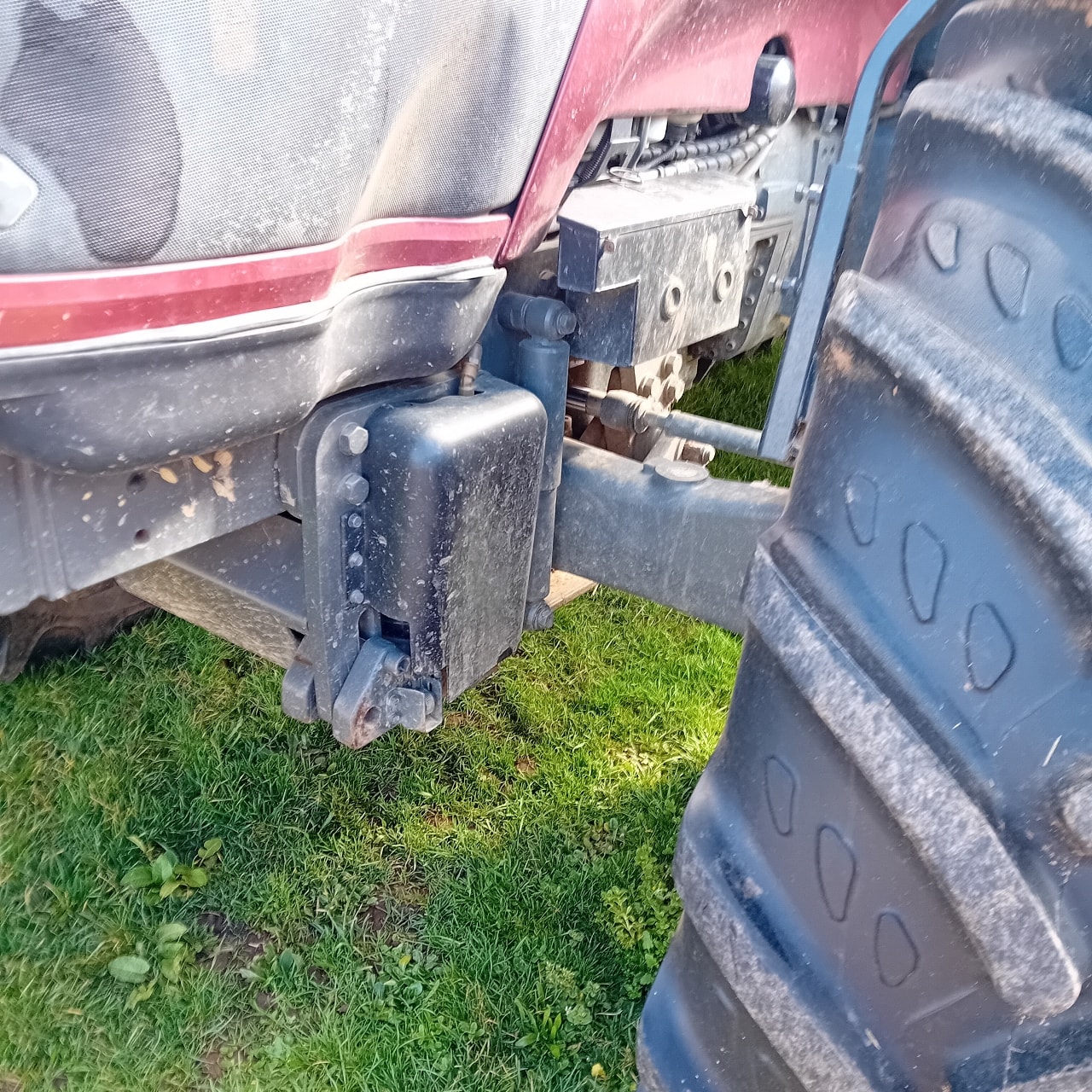 Tracteur VALTRA T 133 HITECH - photo slide 6