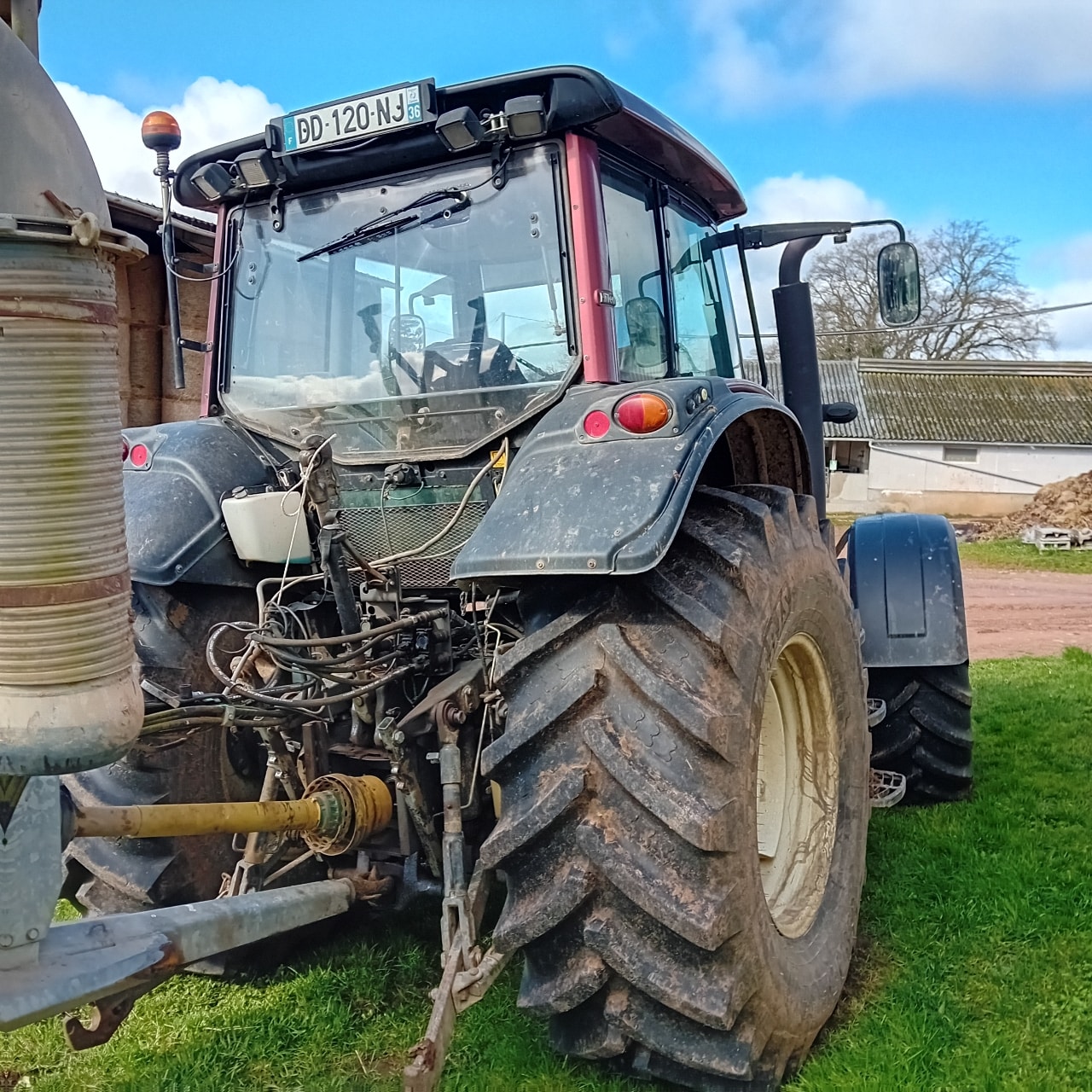Tracteur VALTRA T 133 HITECH - photo slide 7