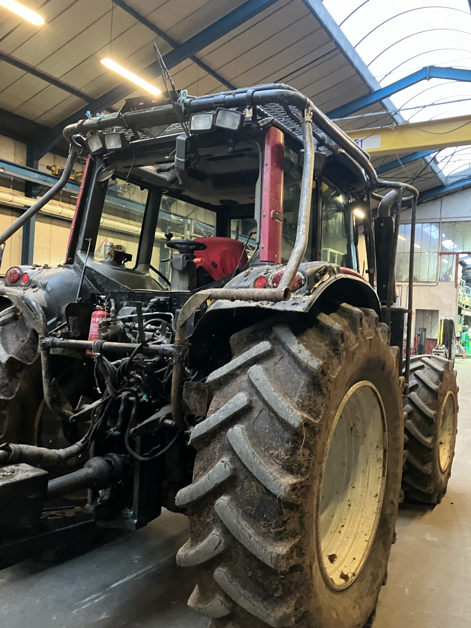 Tracteur VALTRA N143H - photo slide 7