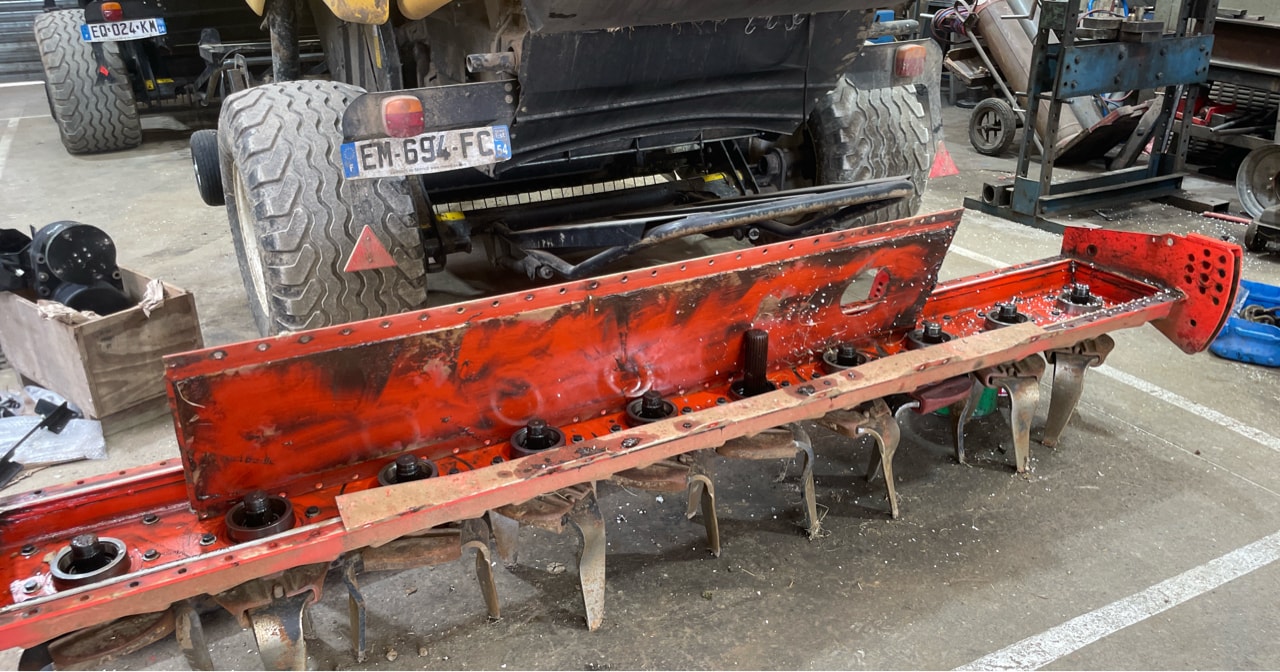 Herse rotative KUHN Hr303 - photo slide 5