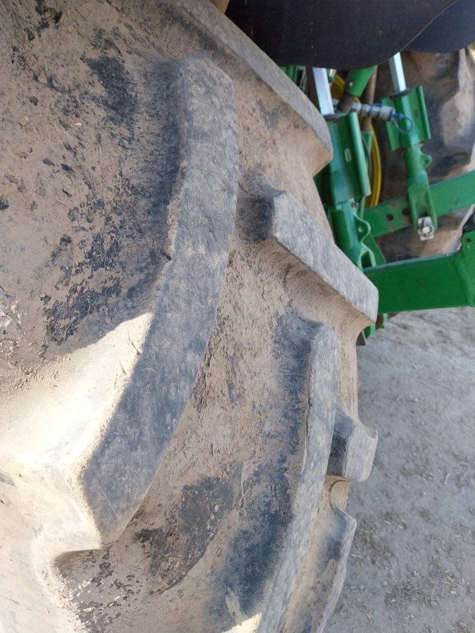 Tracteur JOHN DEERE 6R150 - photo slide 9