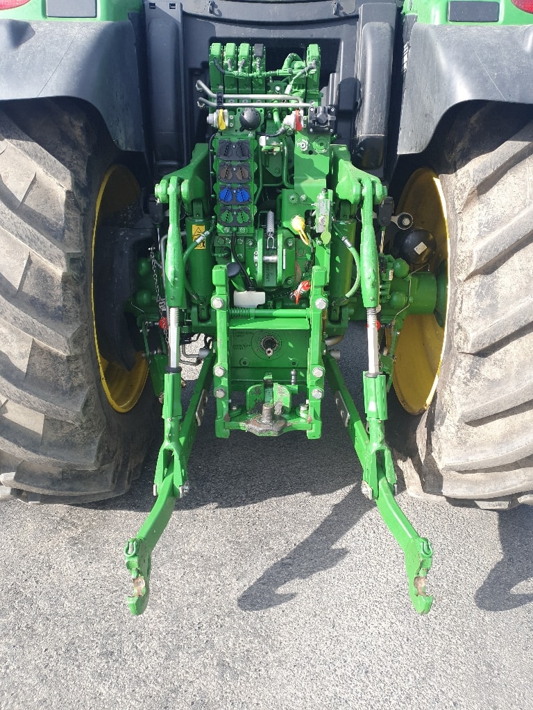 Tracteur JOHN DEERE 6R 185 - photo slide 12