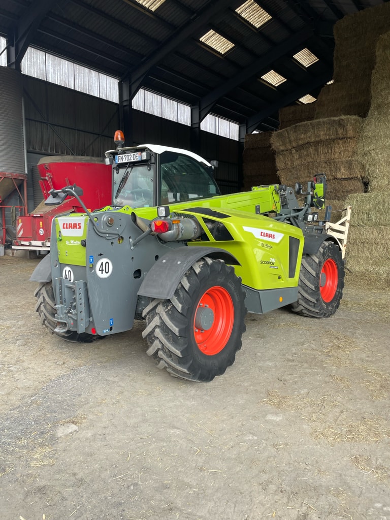 Telescopique CLAAS SCORPION 741 - photo slide 1