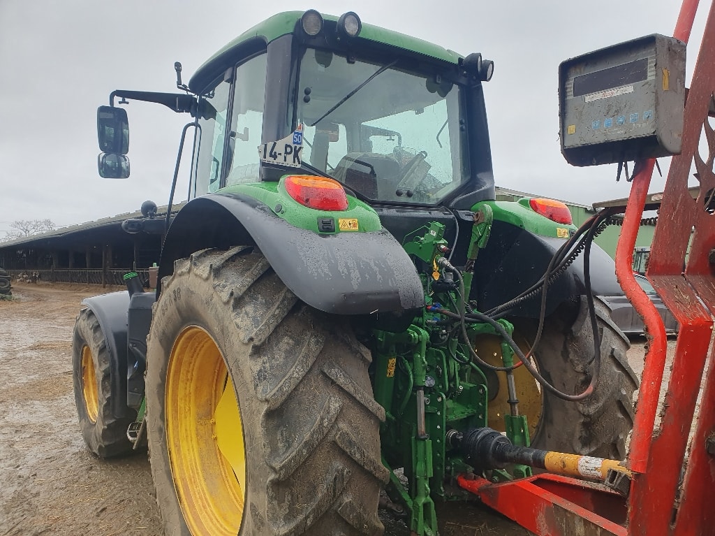 Tracteur JOHN DEERE 6110M - photo slide 7