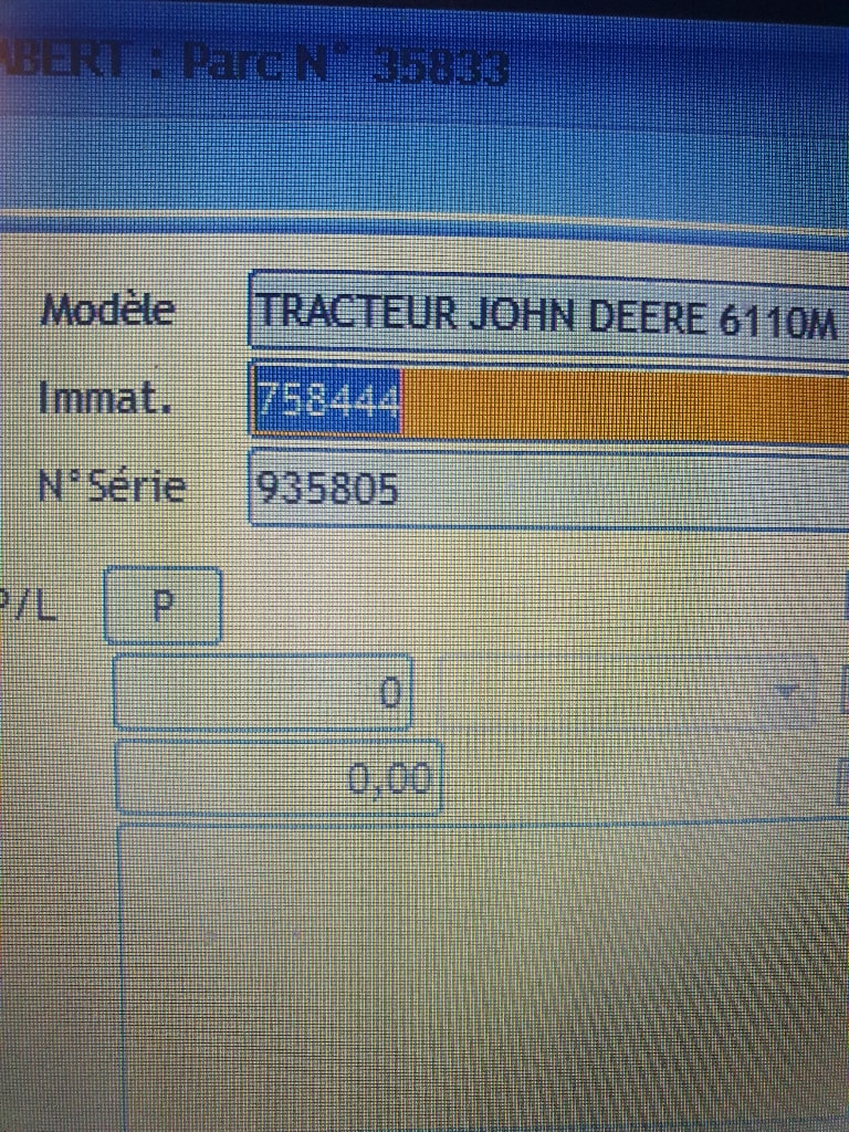 Tracteur JOHN DEERE 6110M - photo slide 8