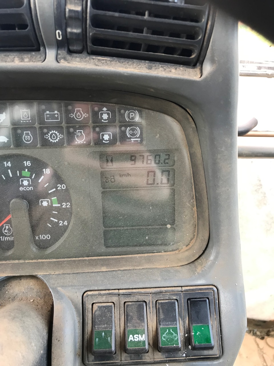 Tracteur DEUTZ FAHR 165mk3 - photo slide 9